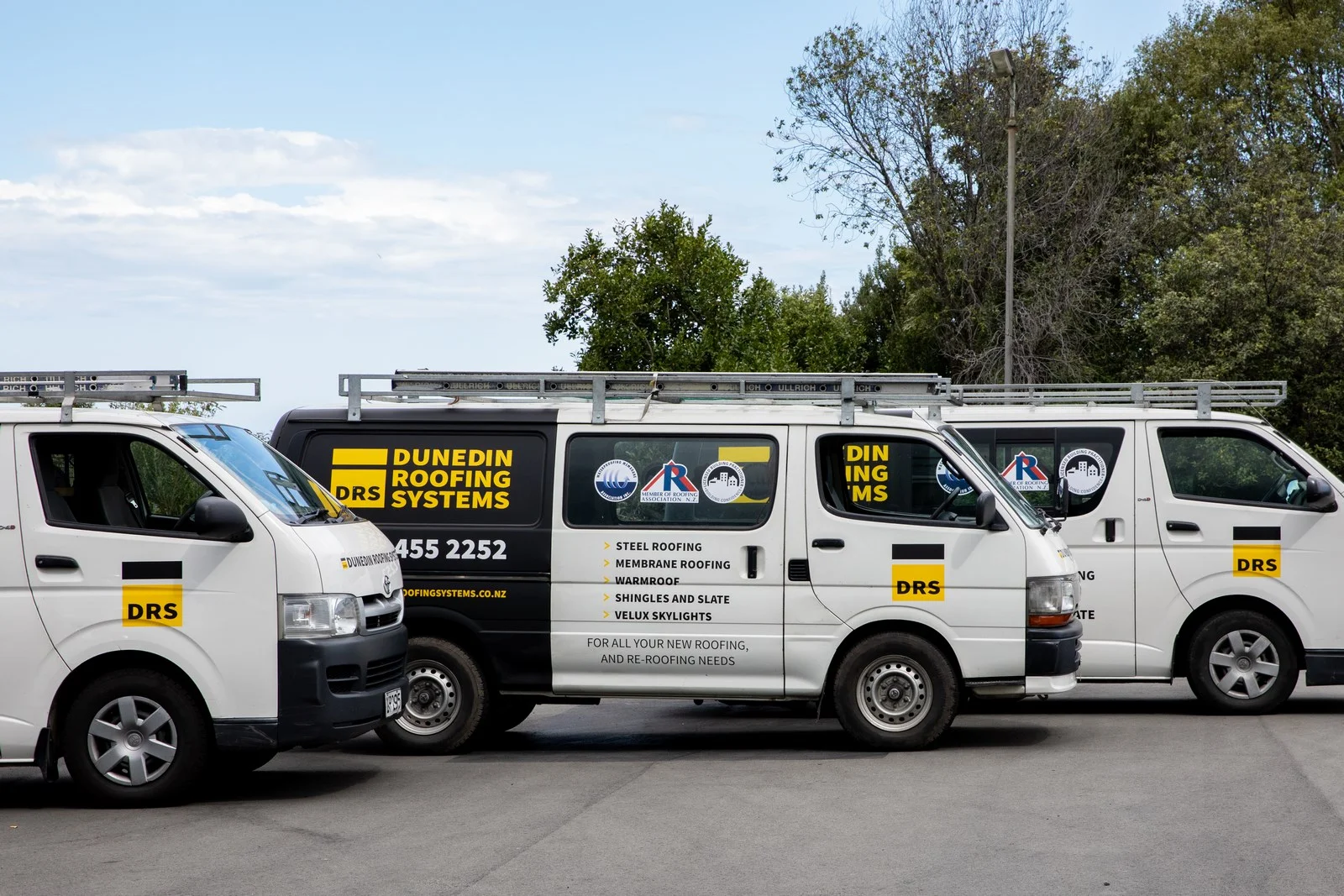  Dunedin Roofing Systems van signage 