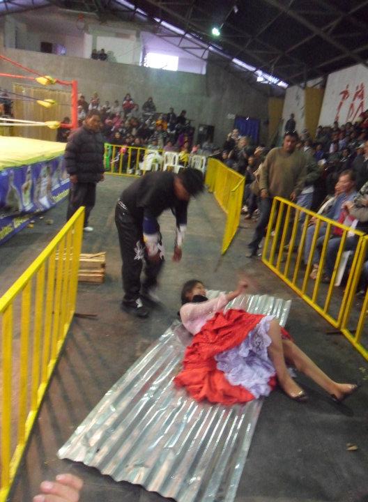 This particular fight consisted of a guy just smashing this girl around for about 10 minutes with no fightback. We kept assuming it was going to be a David v Goliath esque fight but alas, the girl just got destroyed.