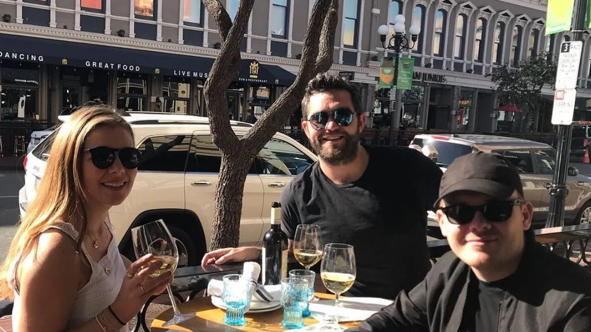 Boozin’ in San Diego while London froze