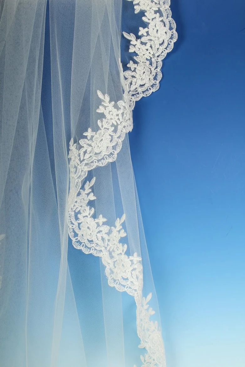 Richard Designs 2T veil AL050