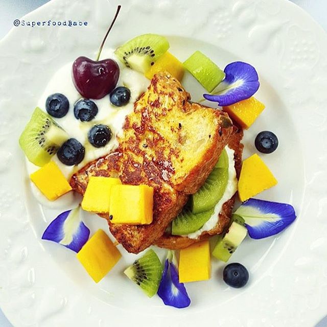 Superfood French toast สำหรับ brunch วันอาทิตย์ 🐮✨
.
ใช้ผง Flax seed ผสมกับไข่ 1 ฟอง เพื่อชุบขนมปัง แล้วทานคู่กับ innocentcow กรีกโยเกิร์ต รสอะไรก็ได้ตามใจชอบ ✨
.
แค่นี้ก็อิ่มอร่อย ได้ประโยชน์เต็มๆ และไม่อ้วนด้วยครับบ
.
ขอบคุณเมนูดีๆ มีประโยชน์จากคุ