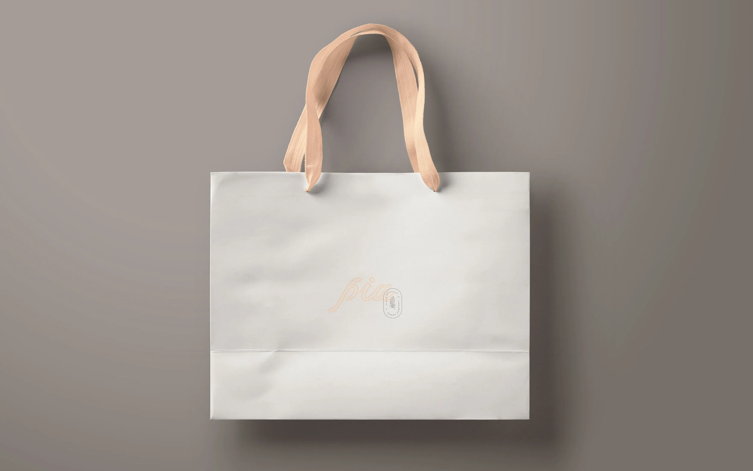 Pia_Shopping_Bag_crop.jpg