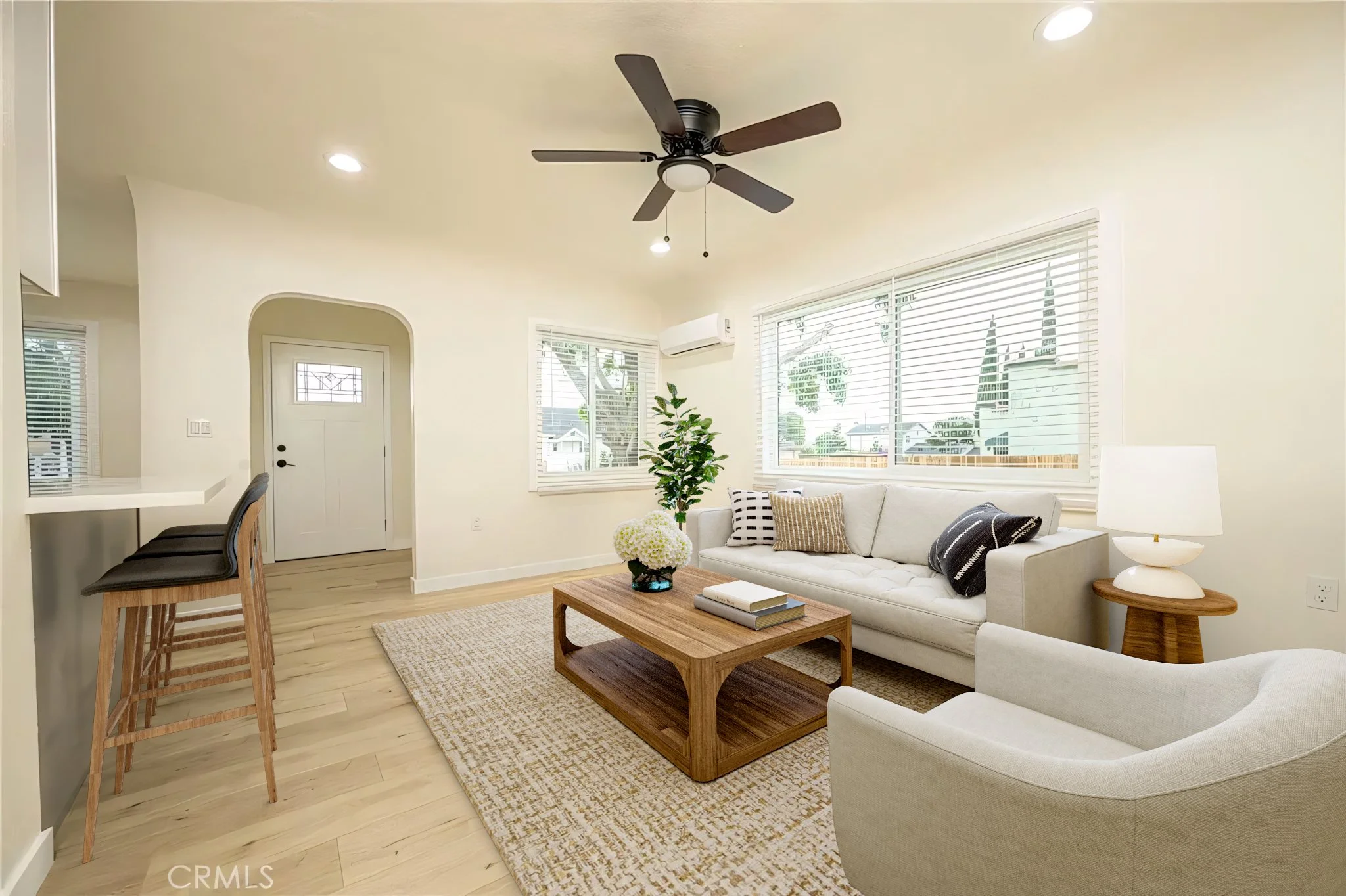 705 Bradshawe Ave-living.jpg