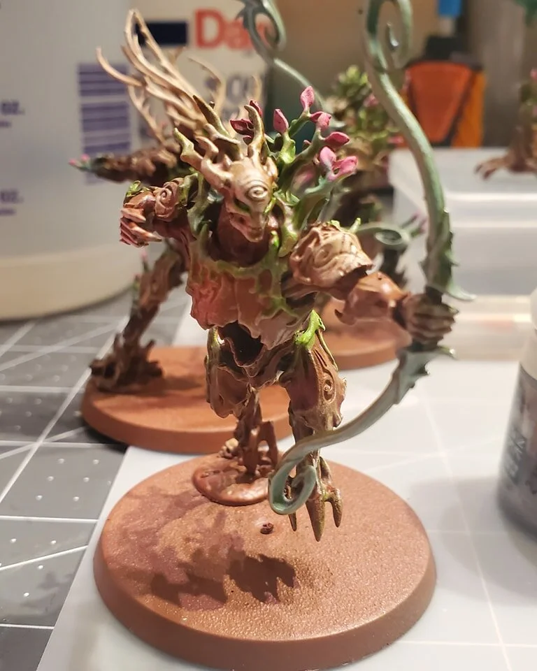 Lately, I've been working on painting miniatures for Warhammer Age of Sigmar. Once I get the hang of it, both dimensionally and technique wise, I'd love to paint your army. 

 #warhammer #warhammercommunity #ageofsigmar #sylvaneth #sylvanethpainting 