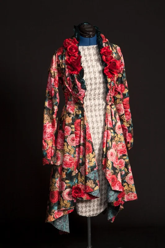 rose black front.jpg