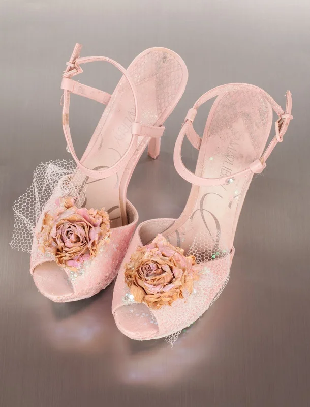 rose and glitter toes top.jpg