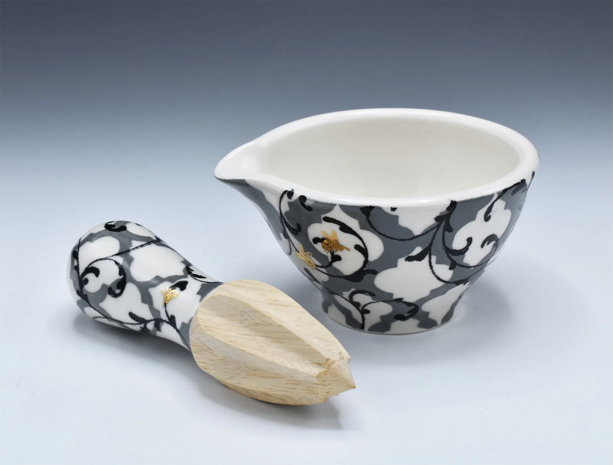 mencini- pattern on pattern reamer view 1.jpg