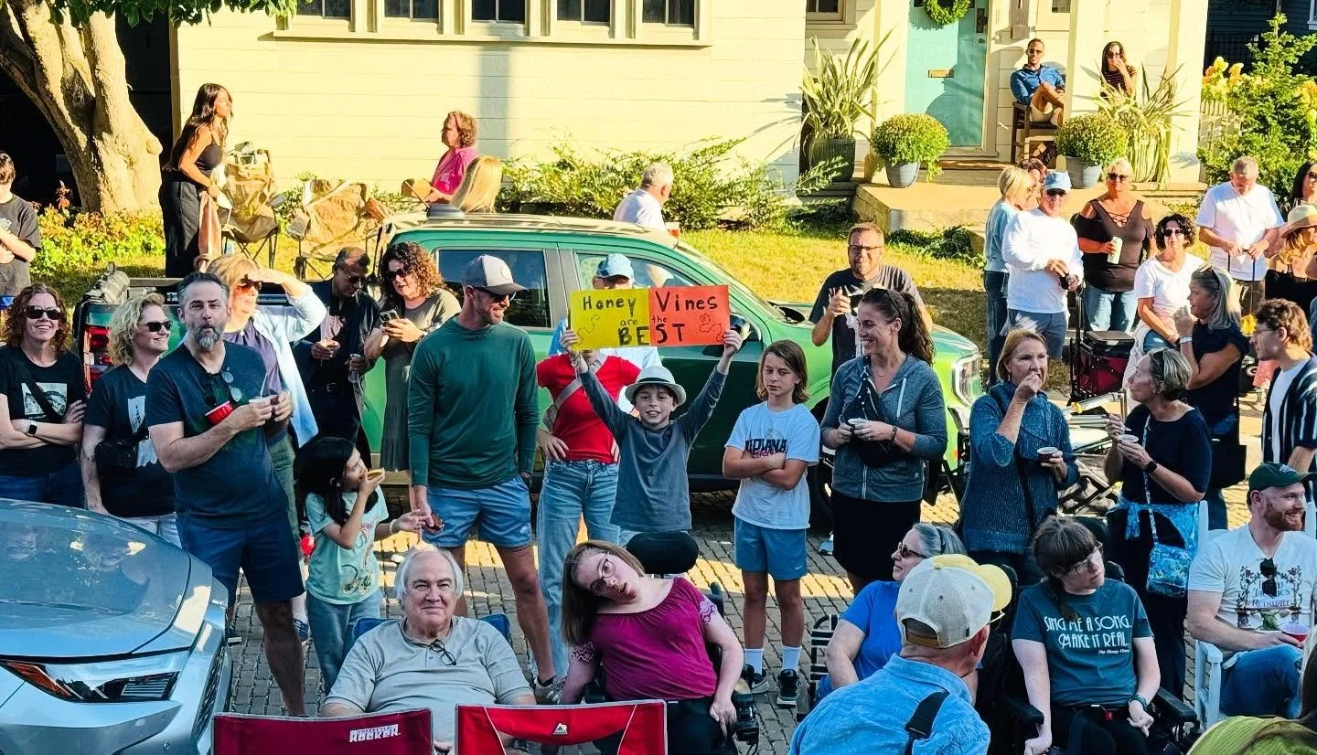 We only captured one picture from tonight at the Front Porch Fest Evv but goodness was it a sweet one (thank you for making us feel so special, Ezra 🥰)! 
And thank you, friends for stopping by Porch #18 and spending the evening with us! We felt you