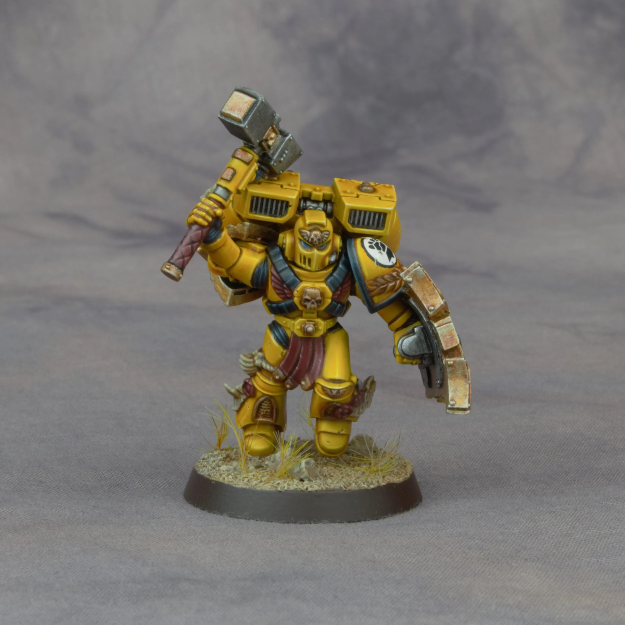 Imperial Fist Smash Captain