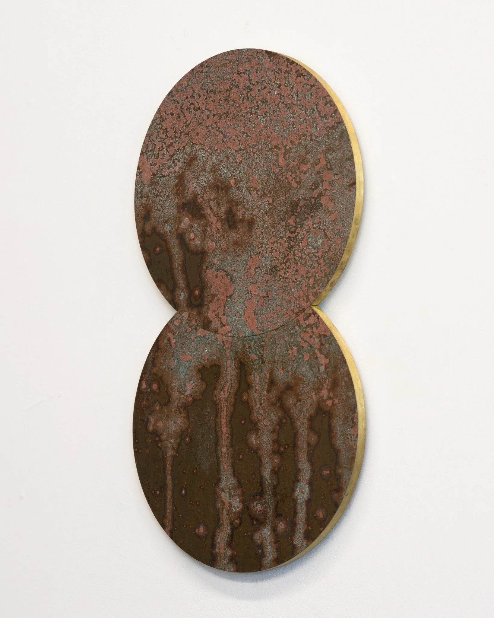 brass circle-01.jpg