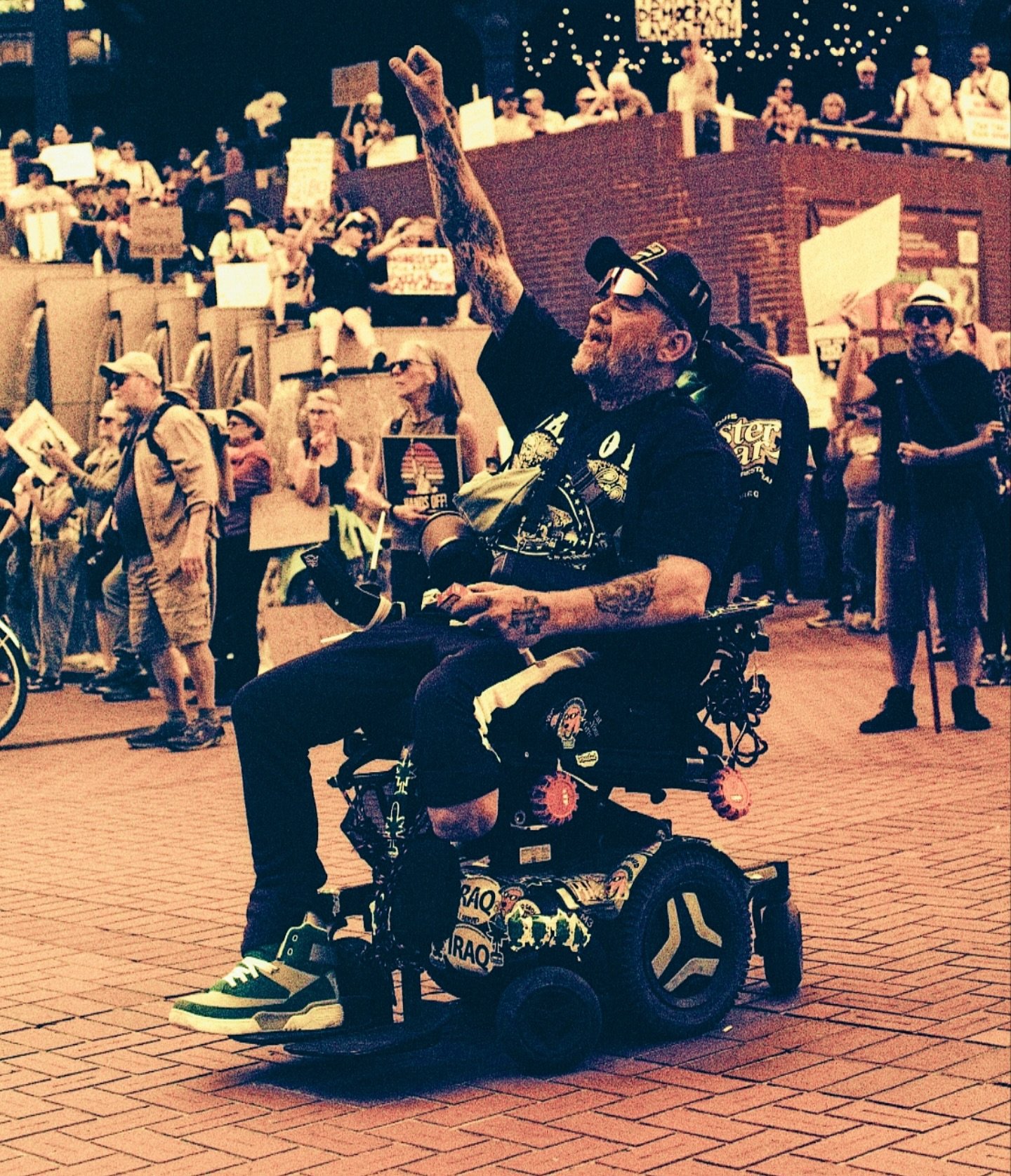 Mike &ldquo;pork chop&rdquo; Jenkins
Portland, OR
35mm
05.01.25
-
@50501portlandor @50501movement