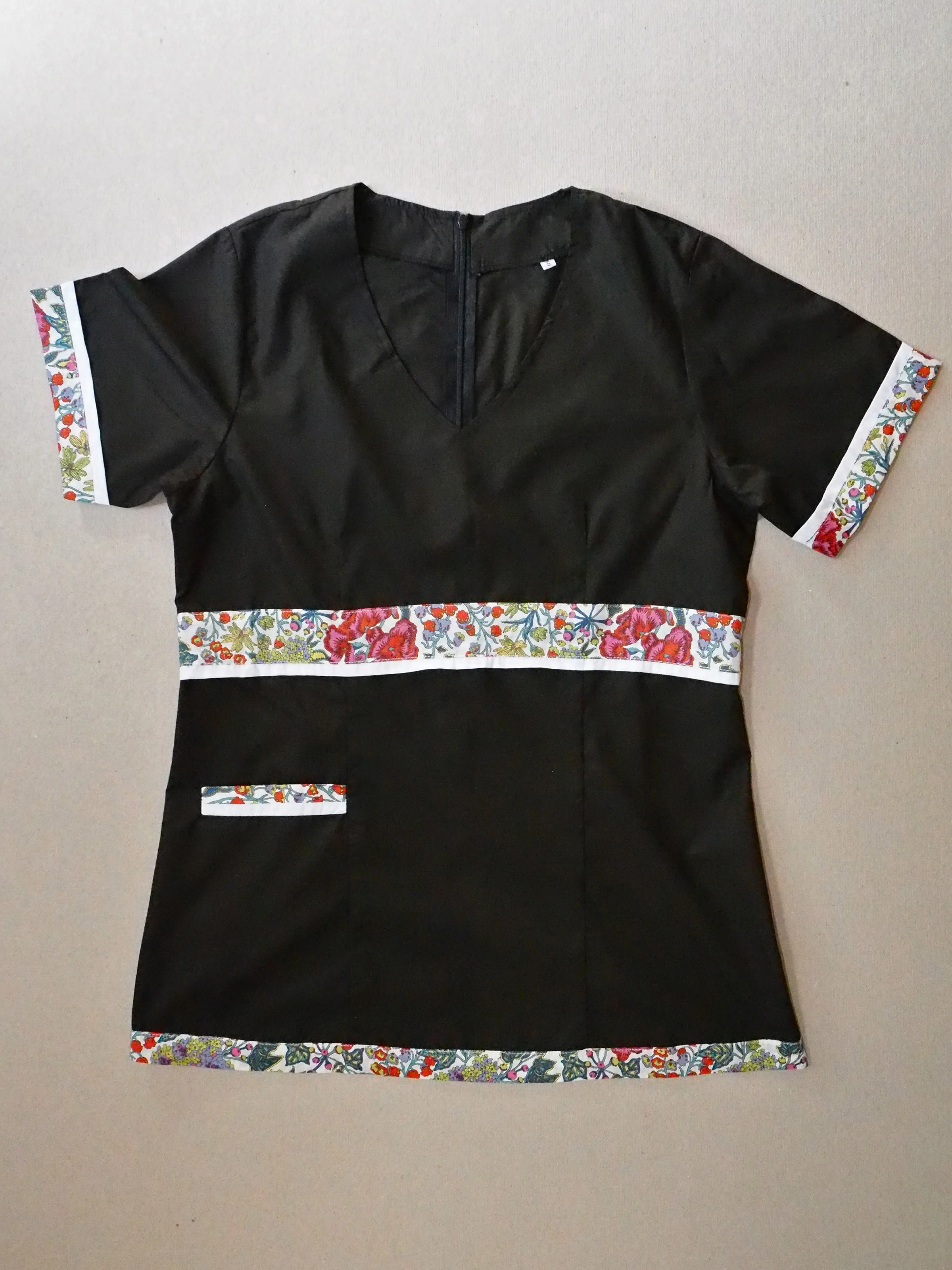 EPIC Helen Of Troy : Black