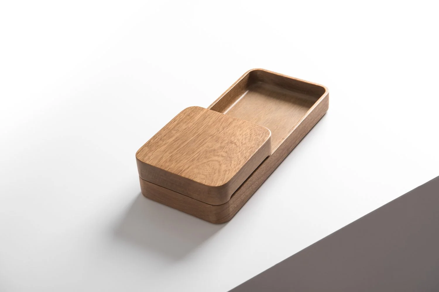 PEDROARTURO_IO-Colelction_Personal-Box1.jpg