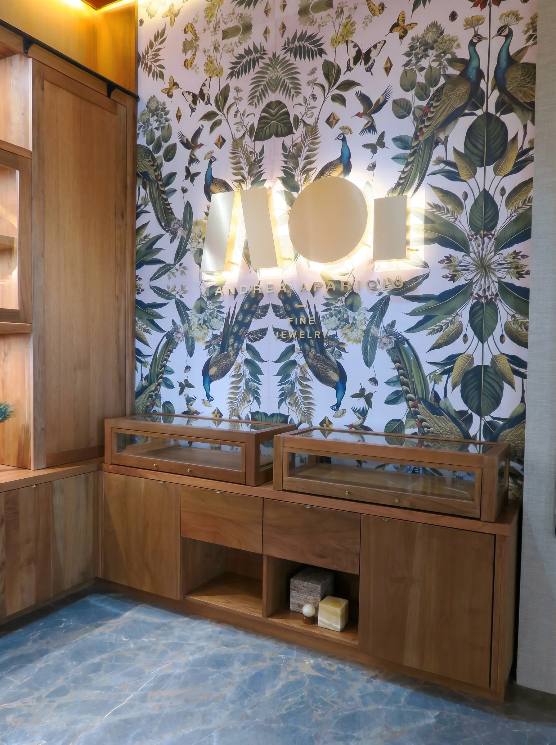 Credenza 1.jpeg