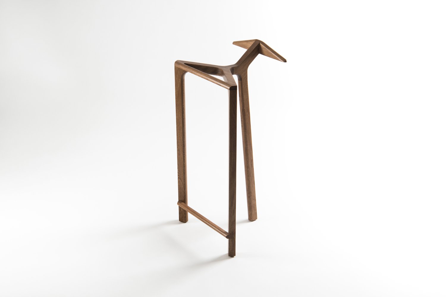 PEDROARTURO_IO-Collection_Valet-rack1.jpg
