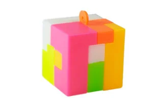 cubo-rompecabezas-de-colores-chico-2-.jpg