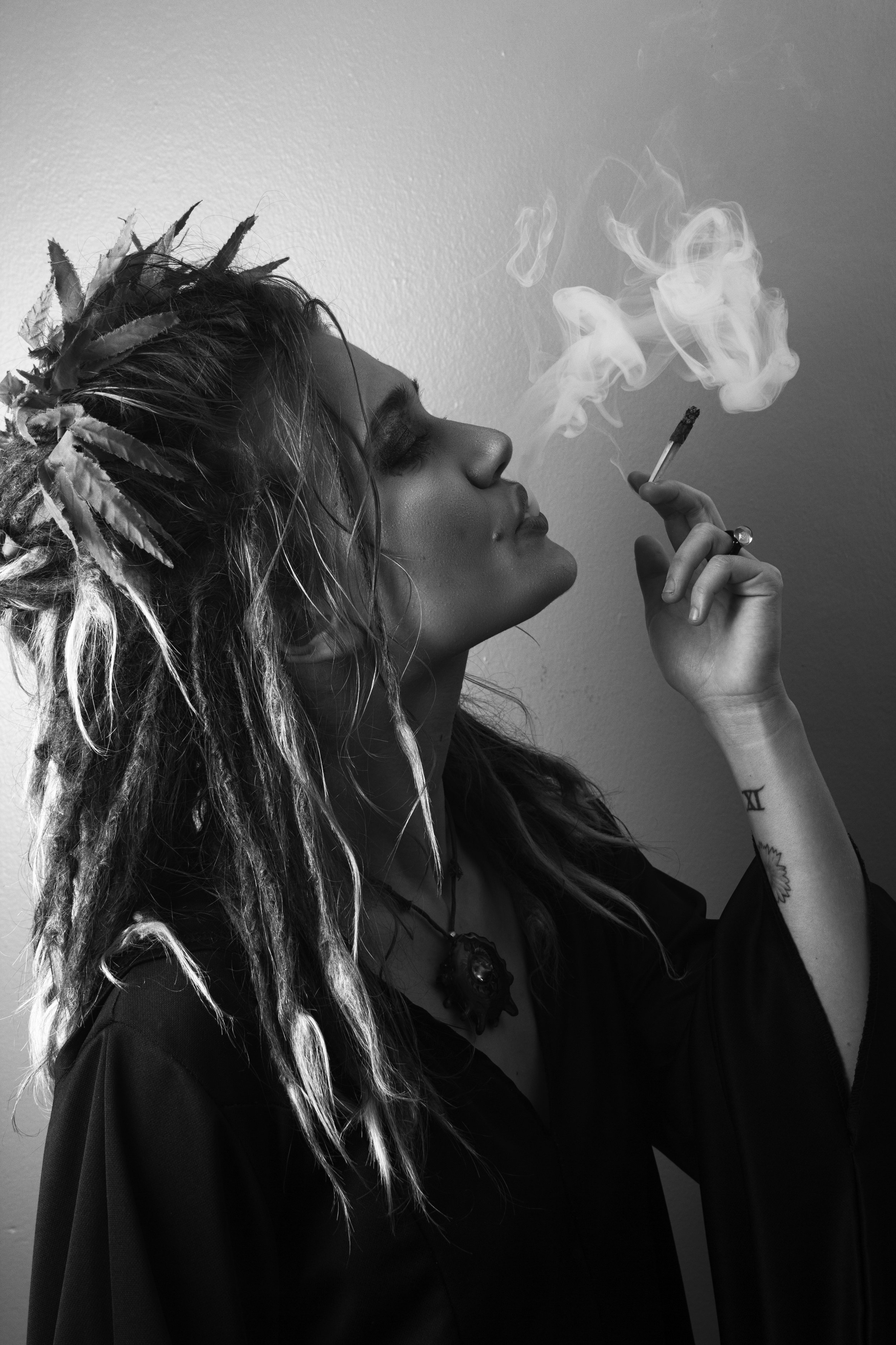 PHOTOS BY TARYN E SCALISE @TARYNESCALISE "Real queens help each-other grow their own crowns." - HappyTokes