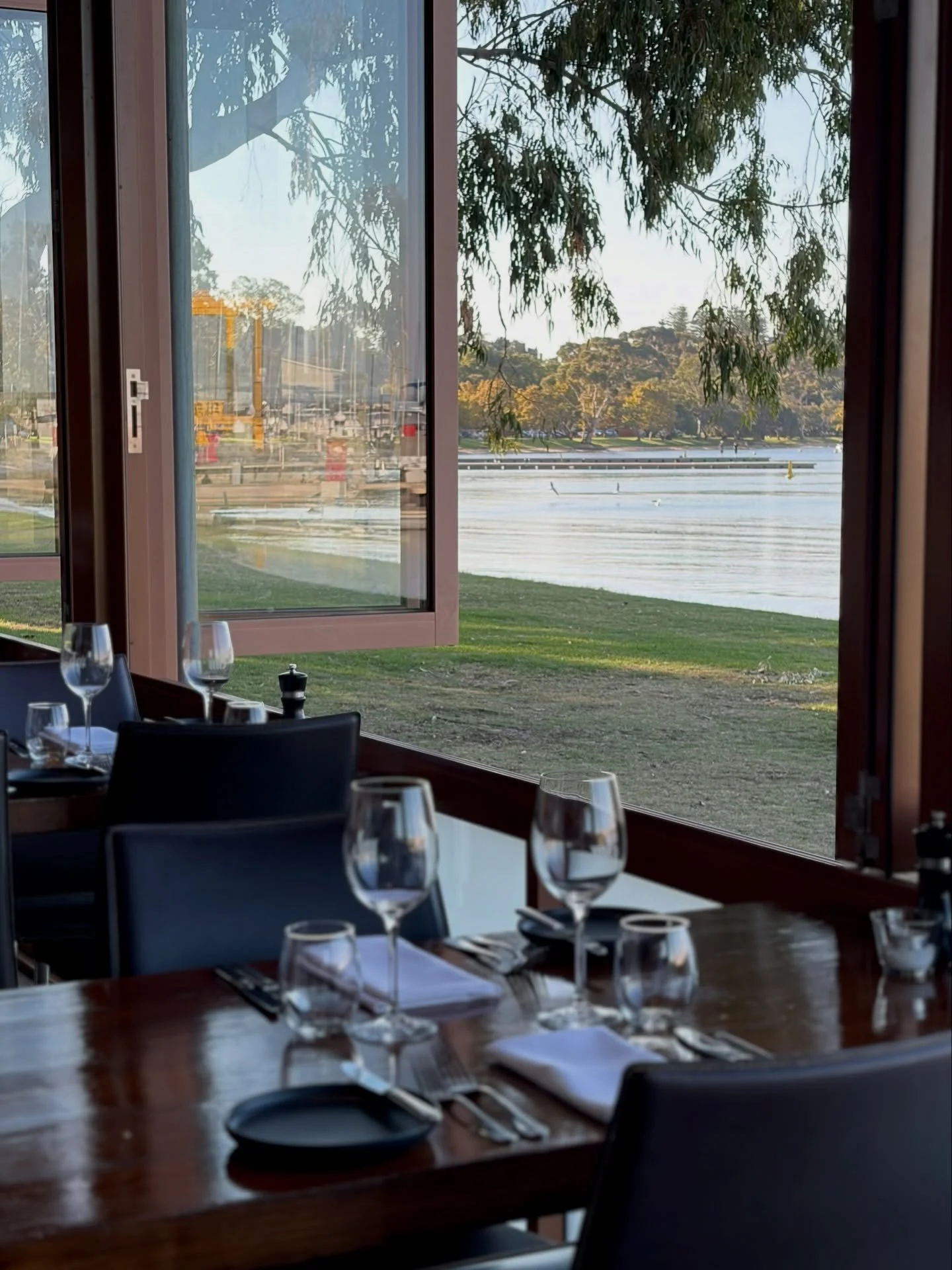 There&rsquo;s something about this view on a day like Anzac Day 🌿

Few places in Perth carry as much history as this bay. During World War II, Matilda Bay served as a base for the US Navy&rsquo;s fleet of Catalina flying boats, over 60 aircraft and 