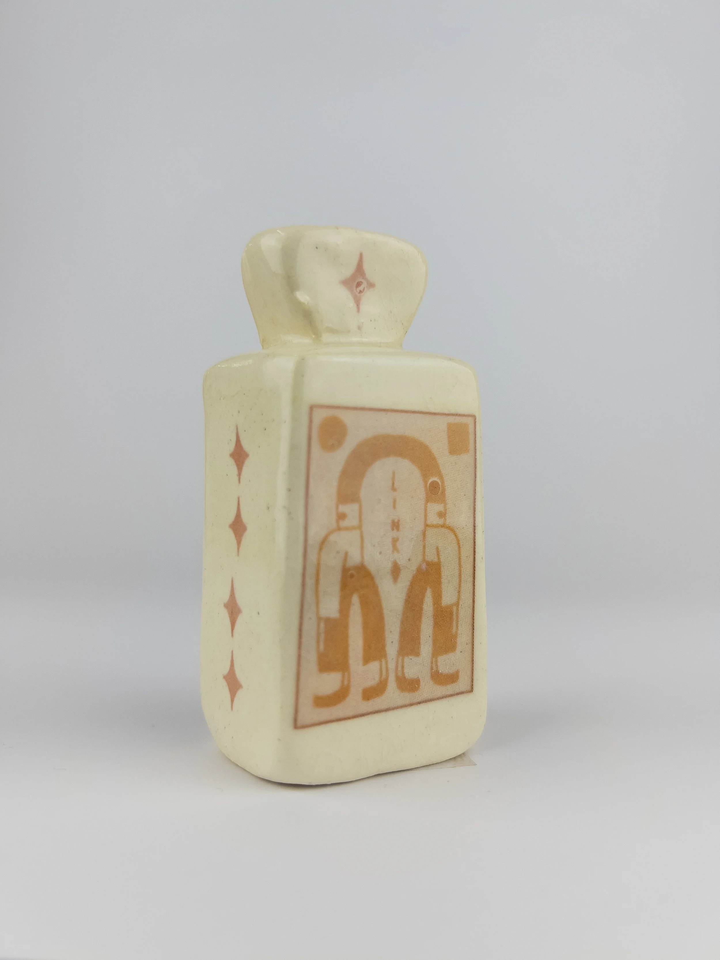 043 a linked by a thread.jpg