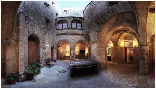 Inquisitor's Palace, Vittoriosa — Main and Inner Courtyard