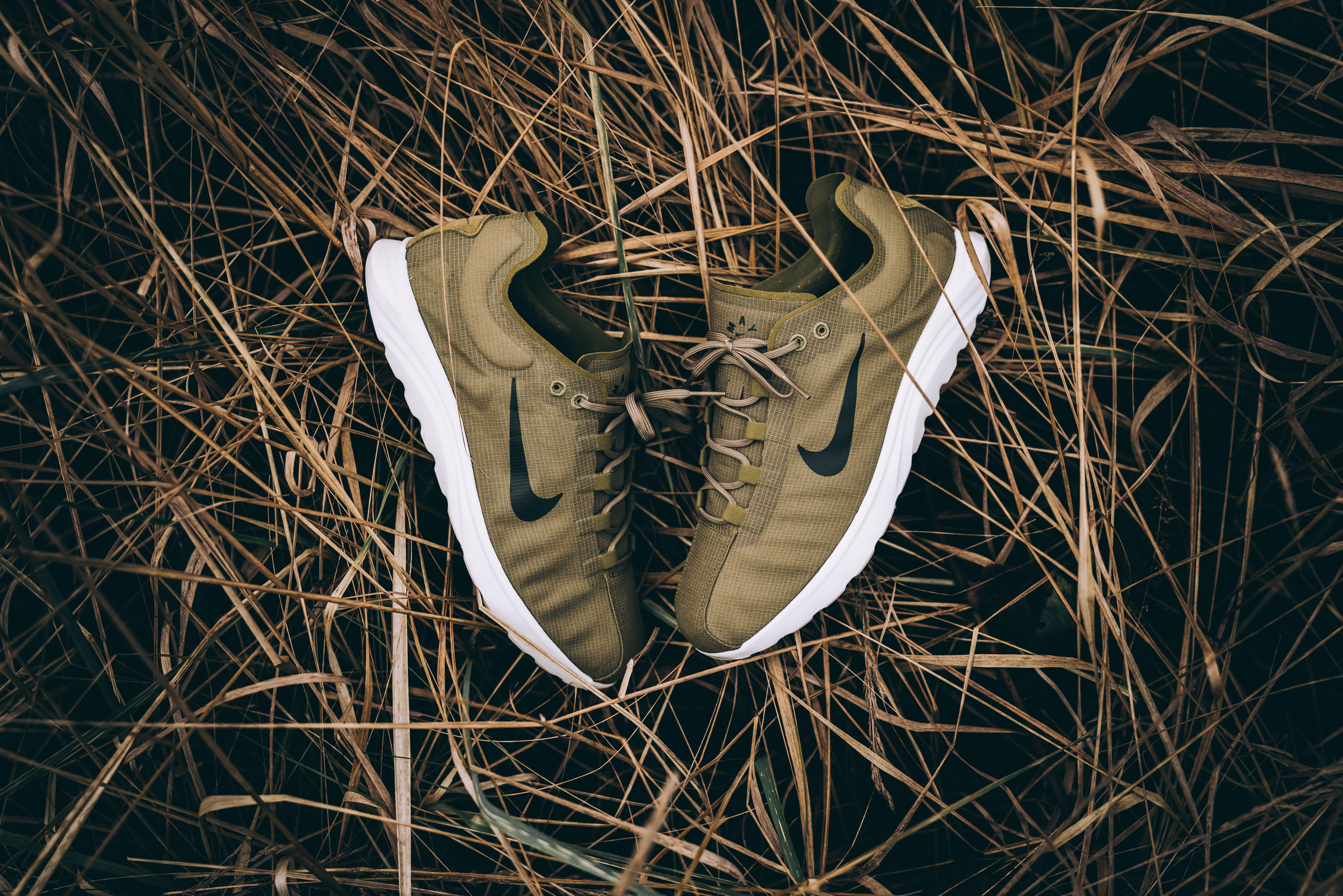 Nike Mayfly