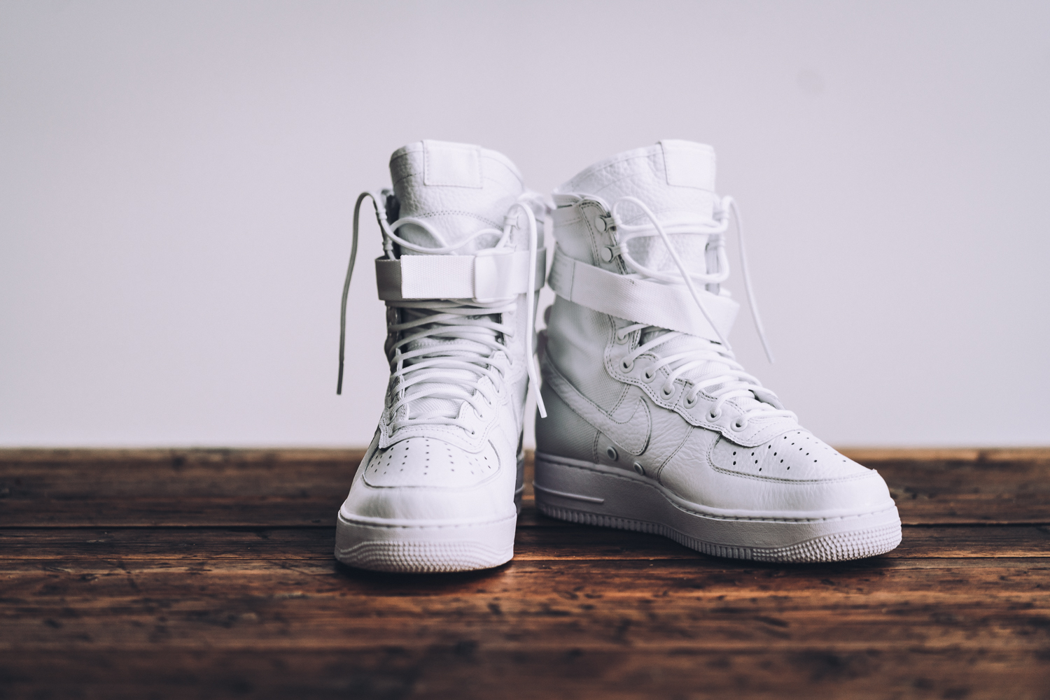 Nike Air Force 1 Special Field All White