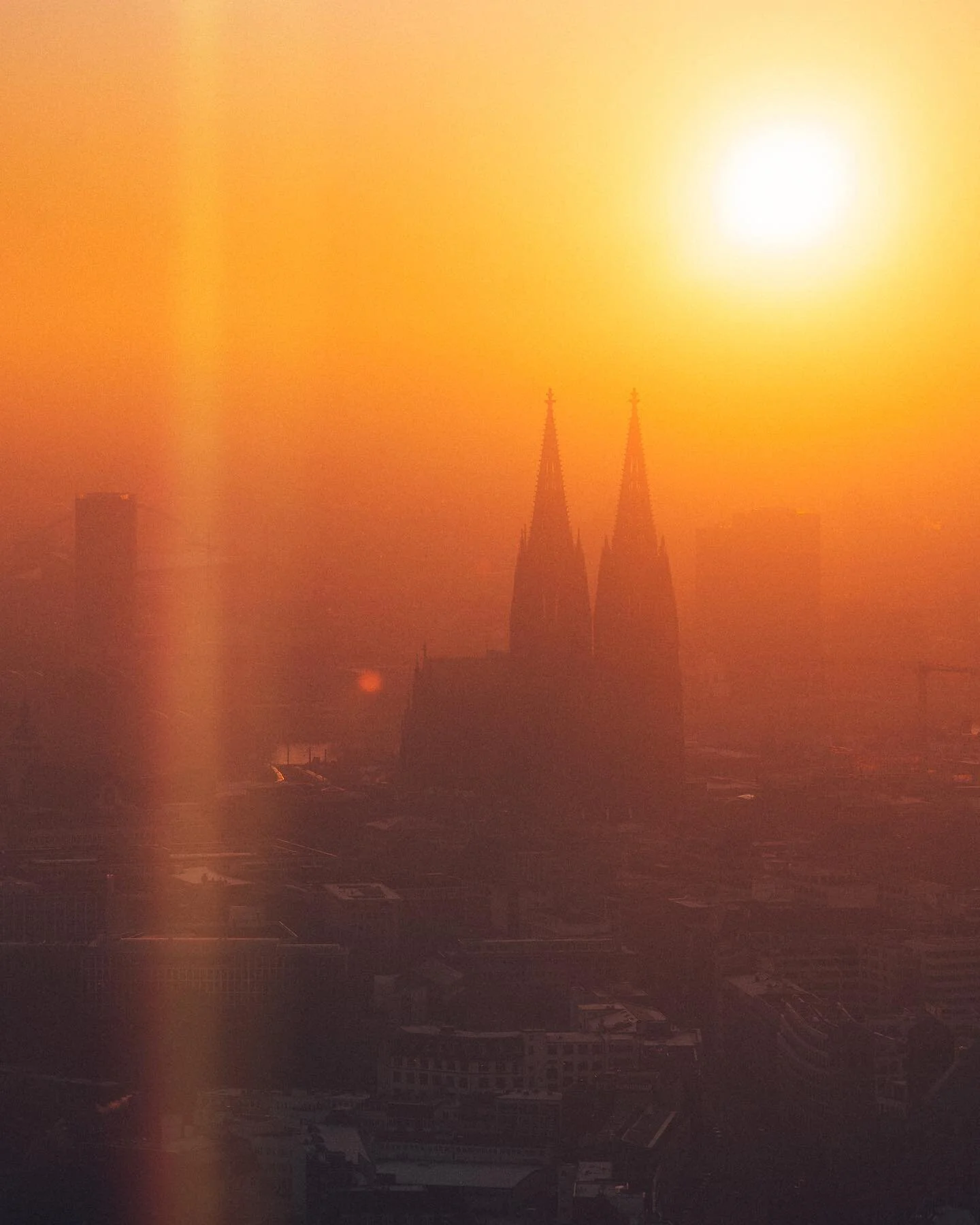 ✨ Another dawn ✨[swipe] Which one of these shots is your favorite? 📸 I couldn&rsquo;t decide because this morning was just unreal. 🥹 Thanks again @visit_koeln for the opportunity 🤝 #weroamgermany #visitkoeln #colonius