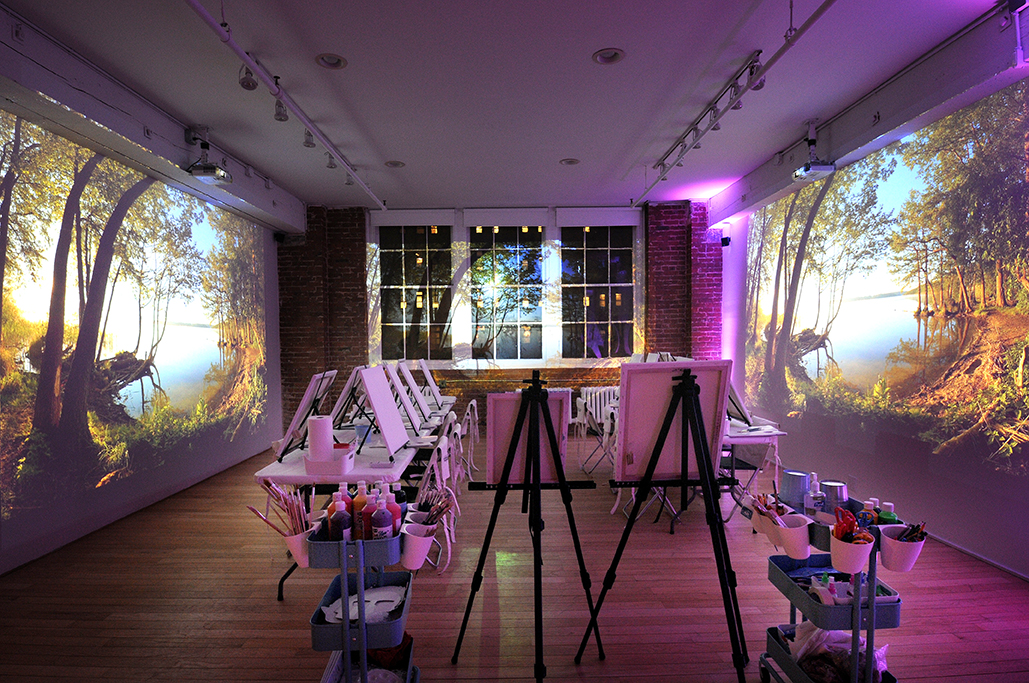 270 Degree Projection and uplighting create any mood and environment.