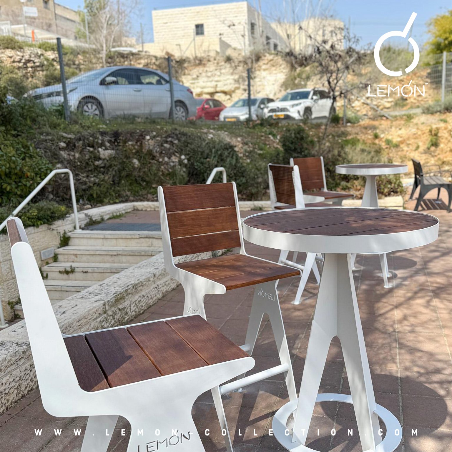 P_1377.jpg