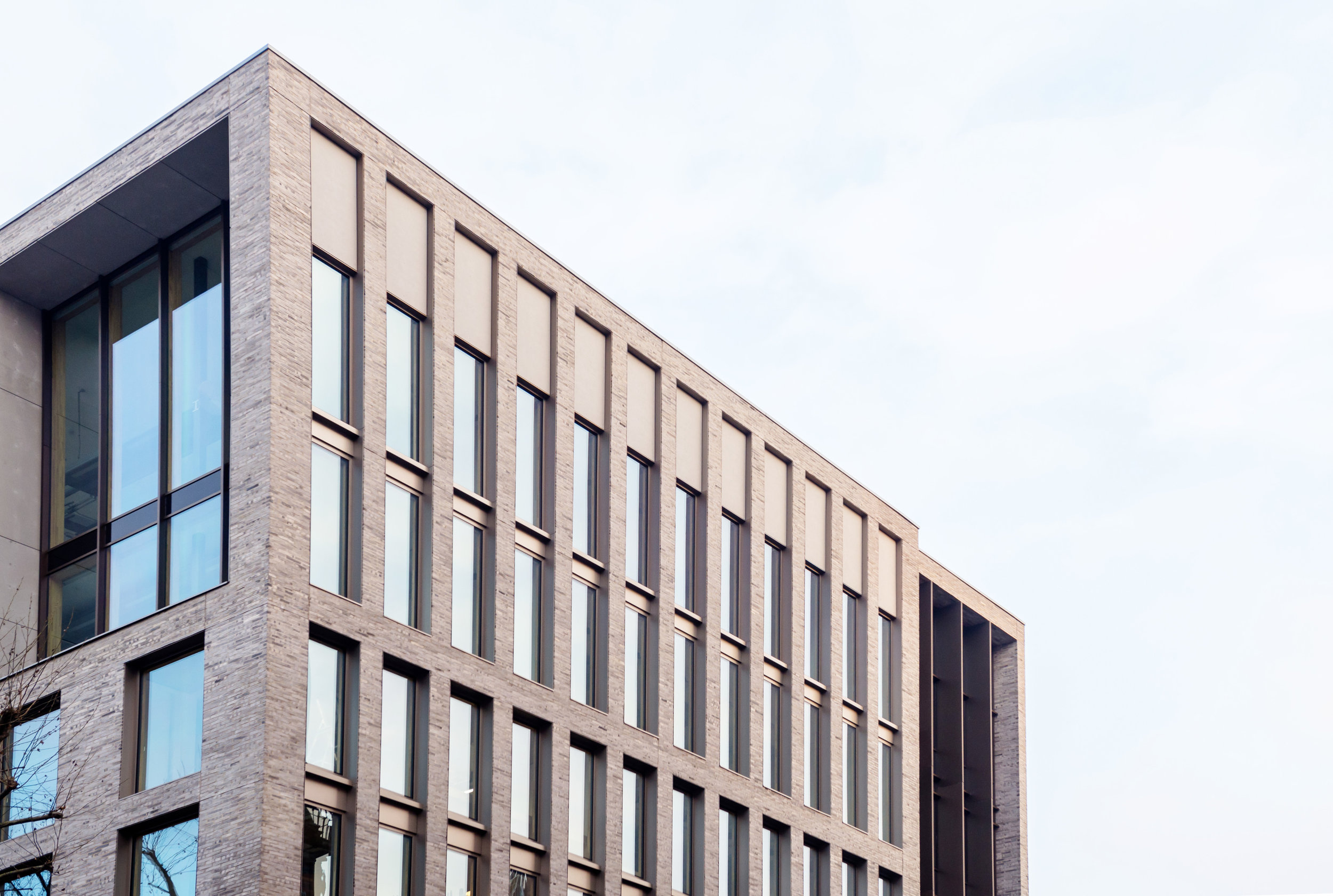  The exterior of the refurbished Bartlett School of Architecture, 22 Gordon Street. London by Hawkins/Brown Architects 