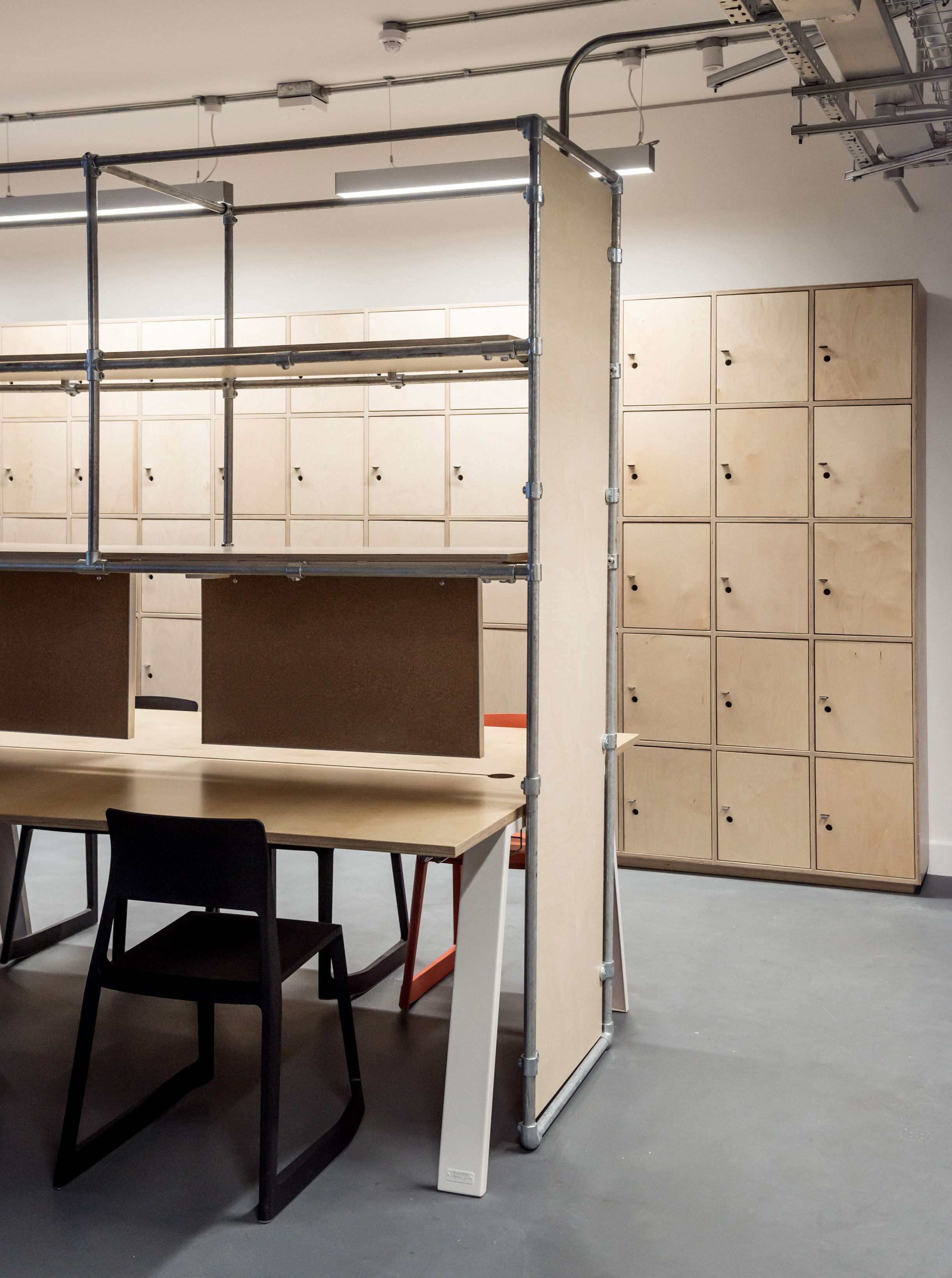 Student work spaces in the refurbished Bartlett School of Architecture, 22 Gordon Street. London by Hawkins/Brown Architects