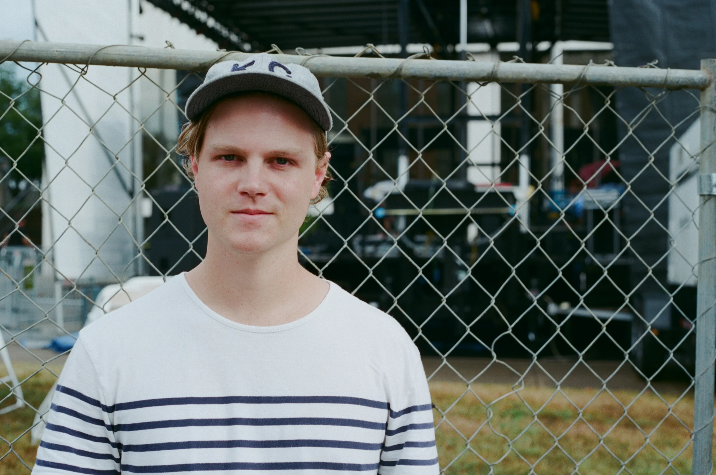 \ FRESHICAL / Caleb Chapman of Colony House on his U.S., World and Tour De Compadres Tour so far Live on The Green – Nashville – 9/11/15