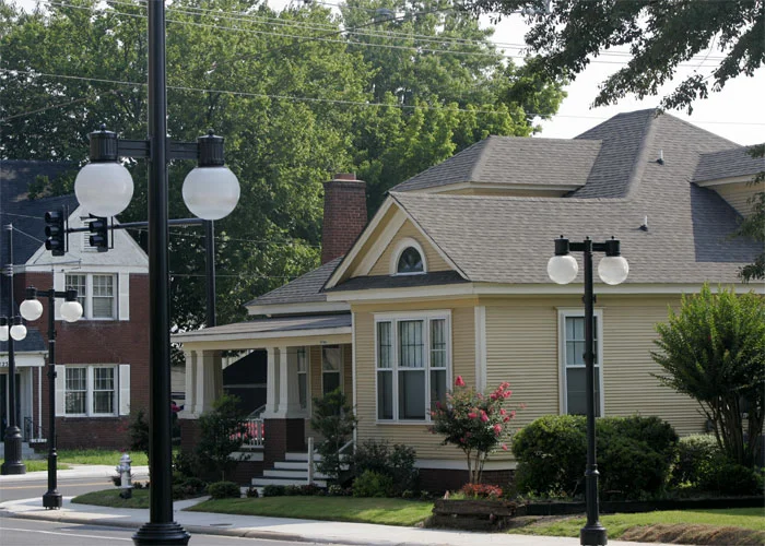 3_ArgentaHouse.jpg