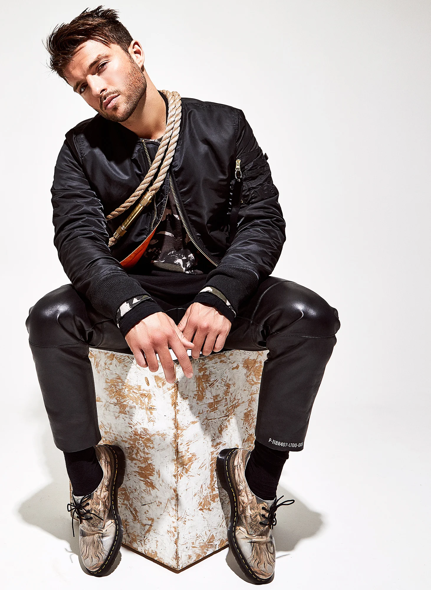 Prestige Magazine /Paris
