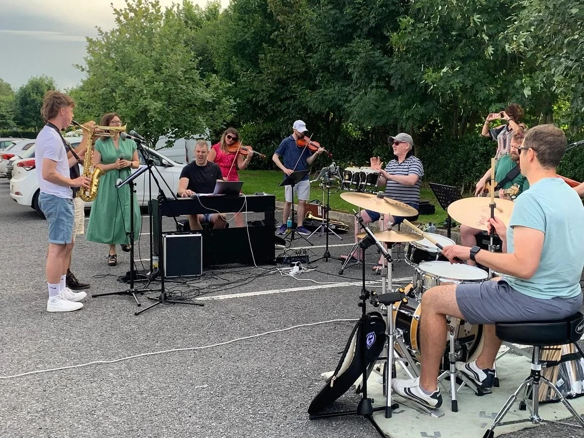 Rehearsals Al Fresco!

We made the most of the weather last Sunday. A gorgeous few hours outside running this Sunday&rsquo;s Theme Night set for our @boyleartsfestival with the gang. And ten minutes after we finished the heavens opened - must be a si