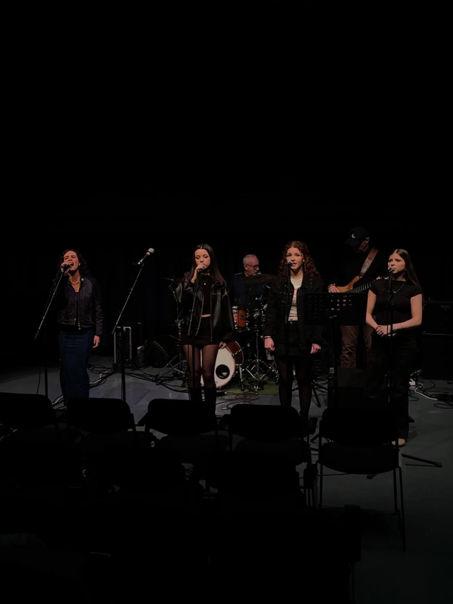 Under 18?

Make sure to secure your discounted ticket from @modelsligo box office!

Full price (adult) tickets are available via link in bio - but students can call into The Model theatre over the next couple of days to book your ticket to Teenage Th