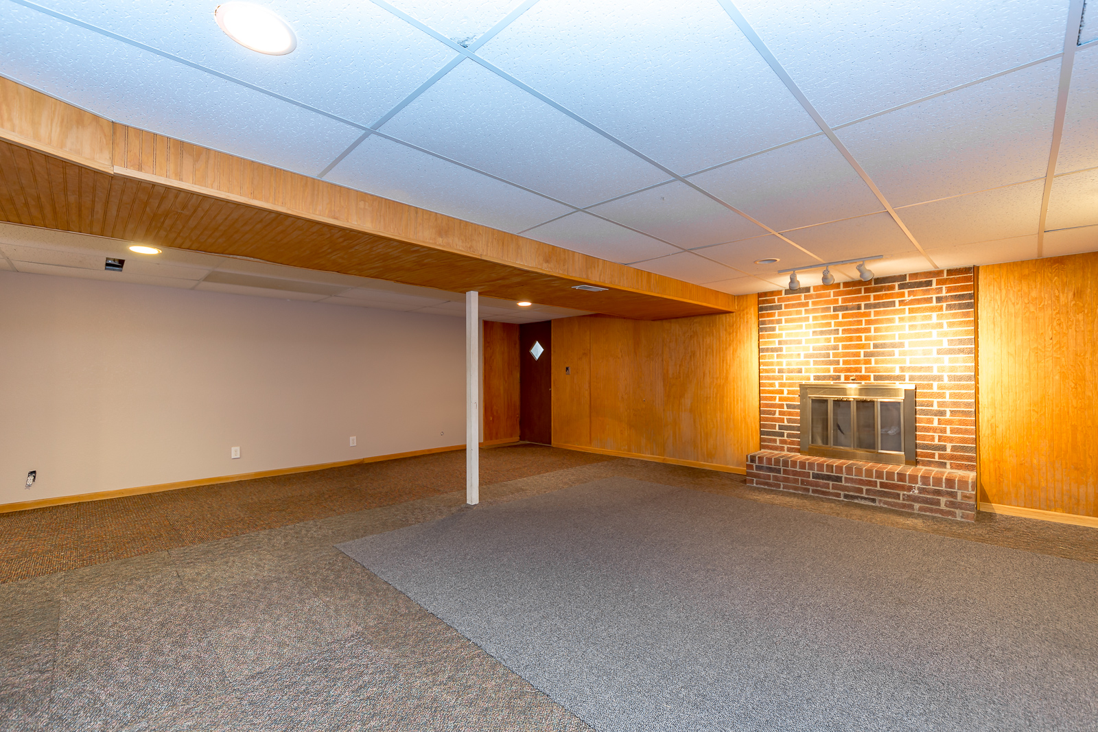 400 Meadow Basement Update-100.JPG