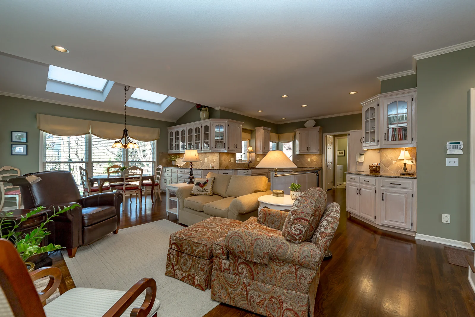 3753 W 132nd Terr - Web-119.jpg
