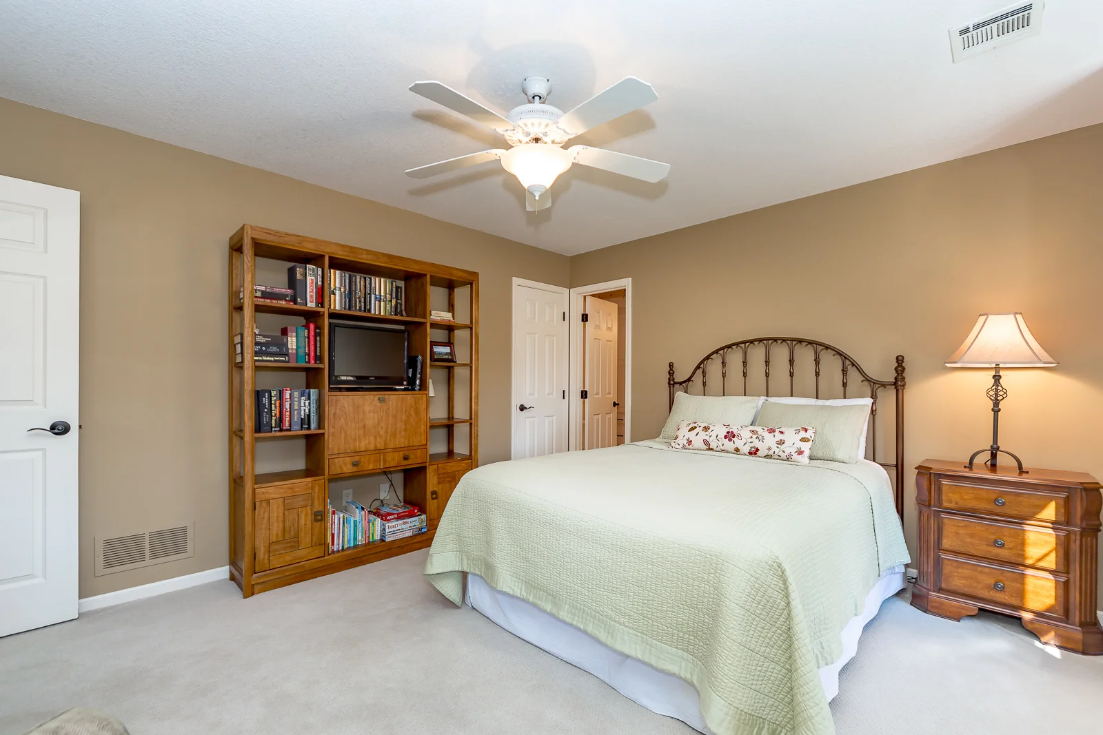 3753 W 132nd Terr - Web-135.jpg