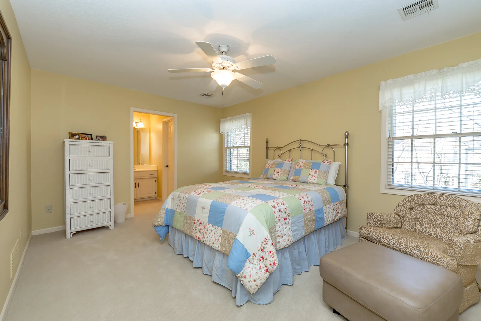 3753 W 132nd Terr - Web-142.jpg