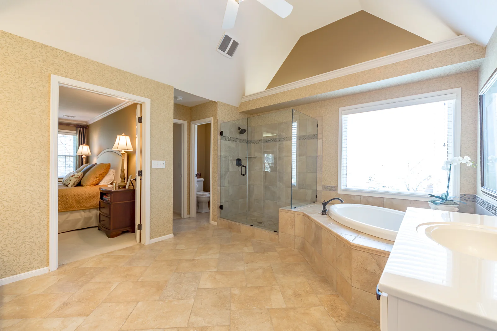 3753 W 132nd Terr - Web-151.jpg