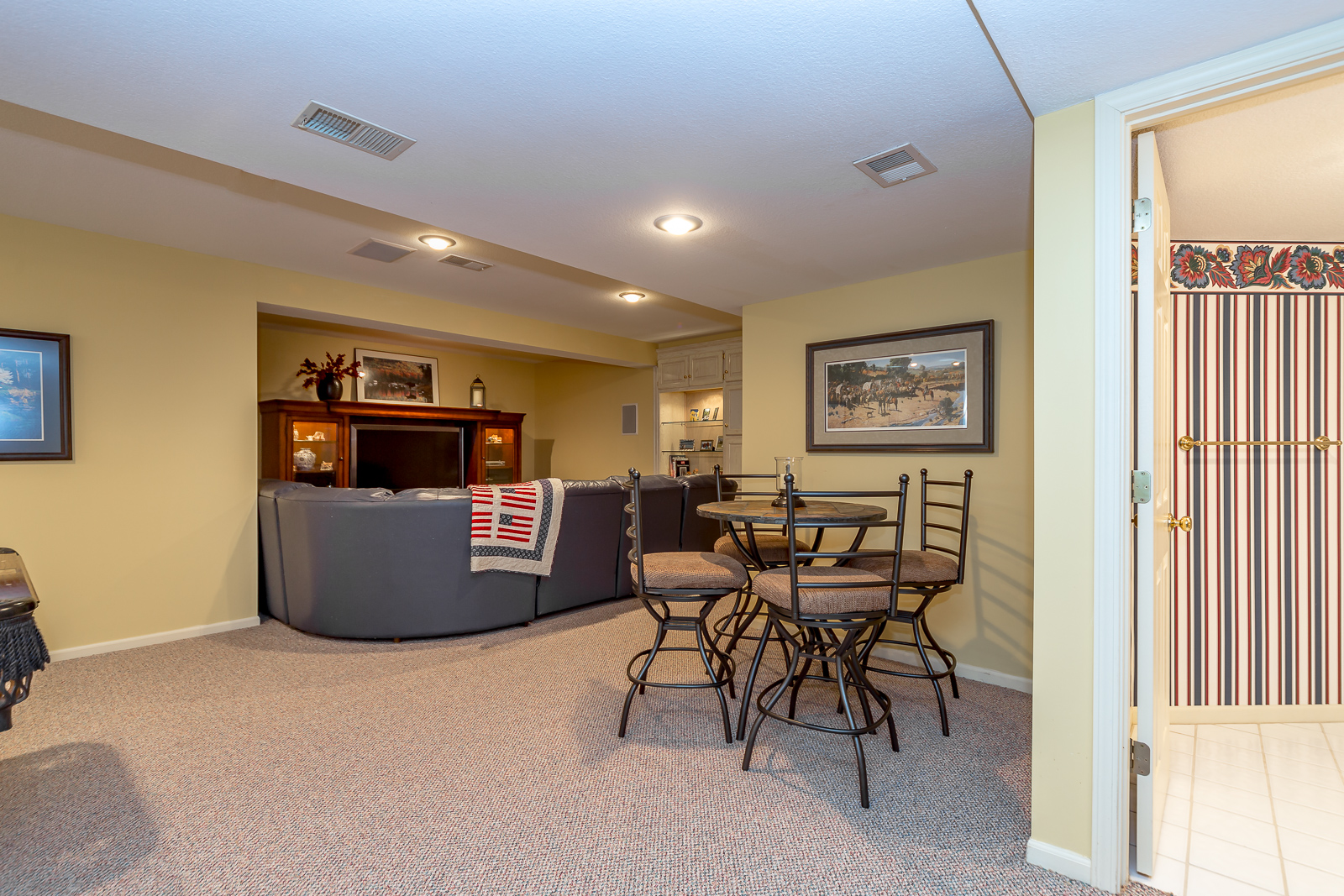 3753 W 132nd Terr - Web-157.jpg