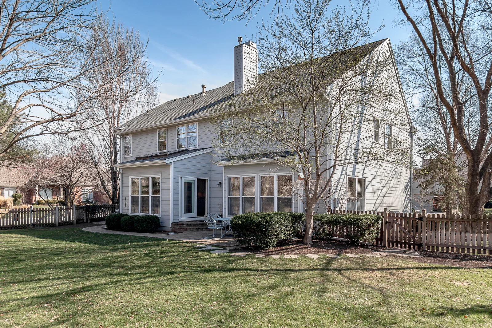 3753 W 132nd Terr - Web-180.jpg