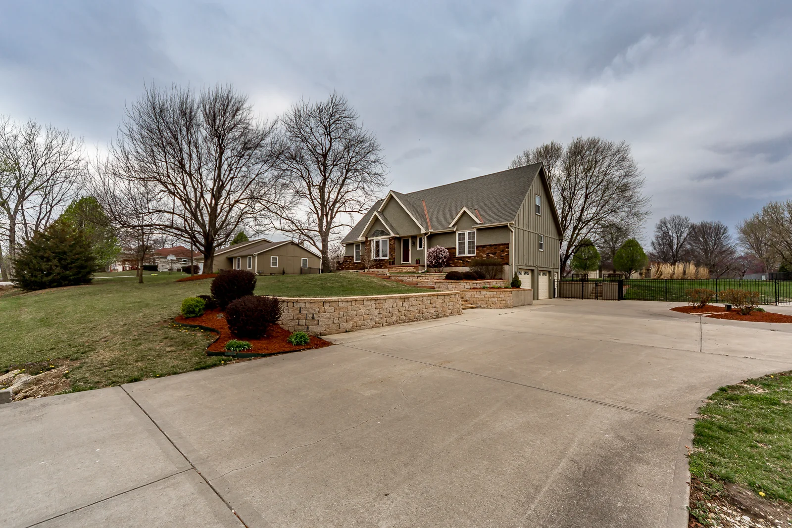 6700 W 202nd Terr - Web-106.jpg