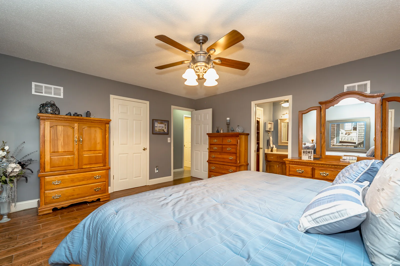 6700 W 202nd Terr - Web-133.jpg