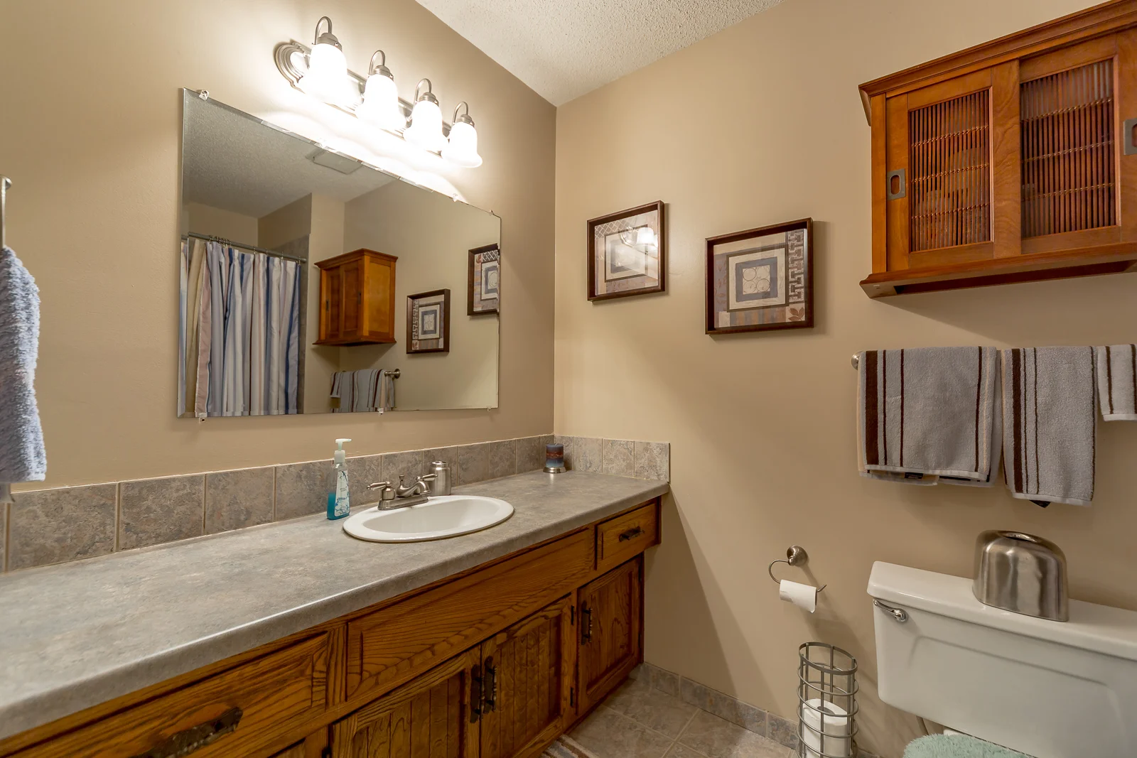 6700 W 202nd Terr - Web-138.jpg