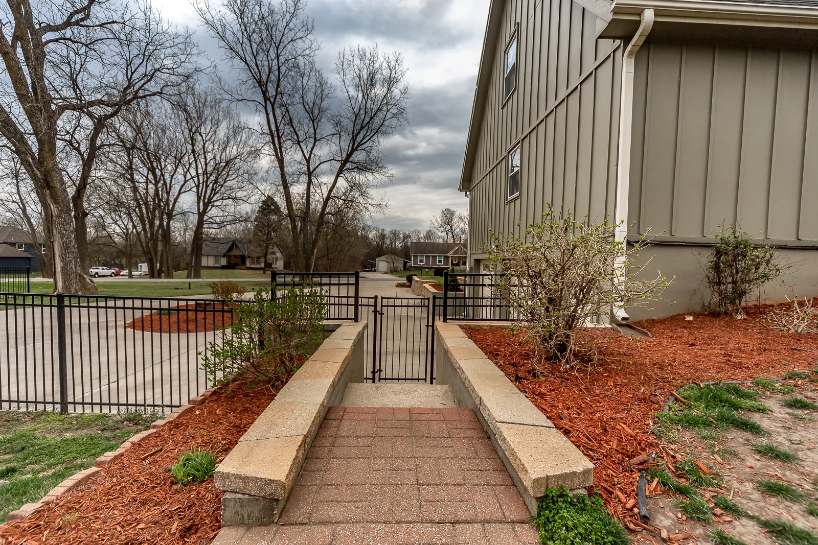 6700 W 202nd Terr - Web-163.jpg