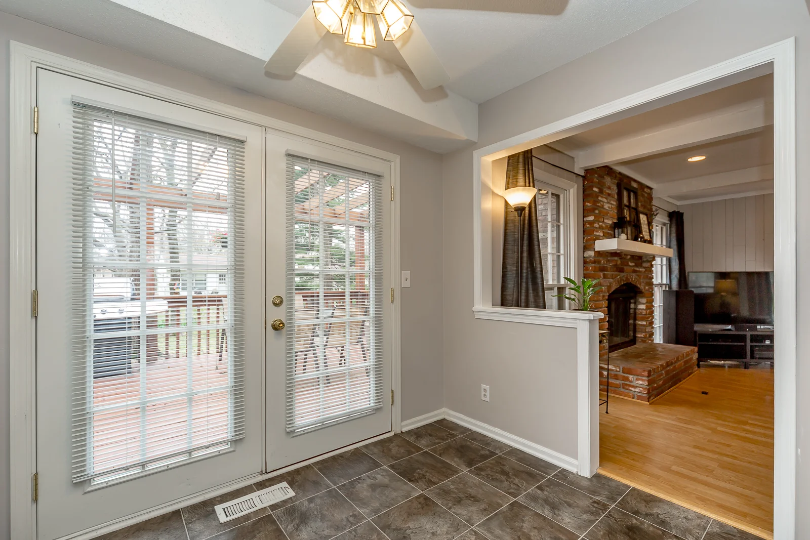11309 W 99th St - Web-118.jpg