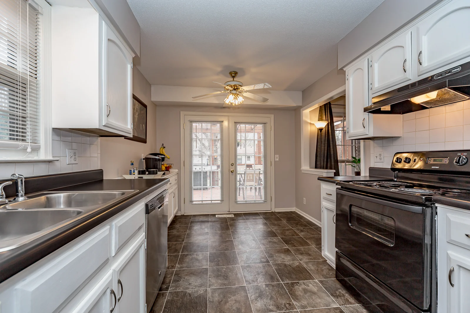 11309 W 99th St - Web-120.jpg