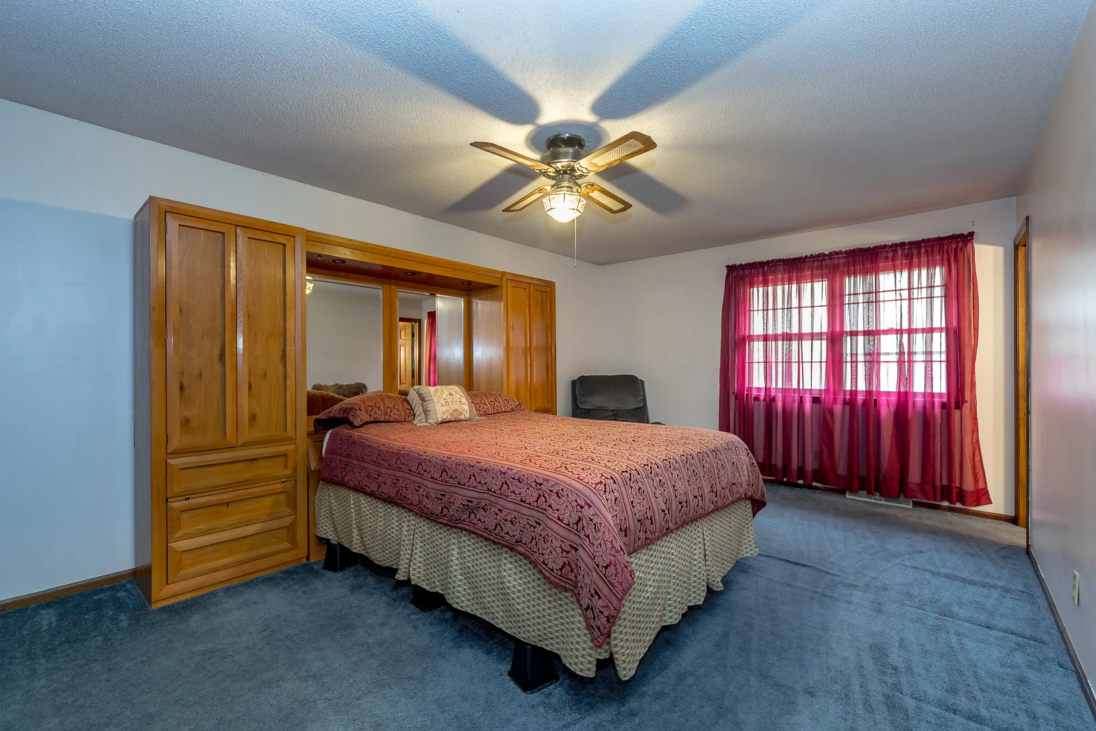 2127 Francis Ct - Web-127.jpg